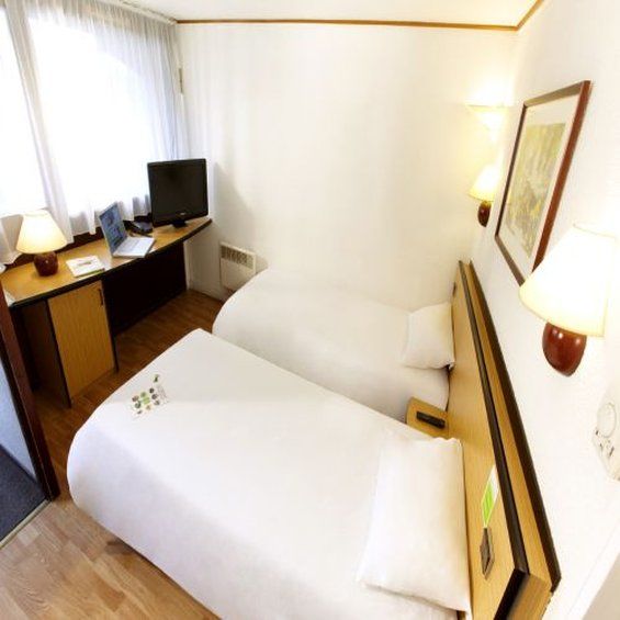 แคมปานิล เซนต์ อโวลด์ Hotel ซองเตโวลด์ ภายนอก รูปภาพ